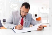 paralegal qualifications uk
